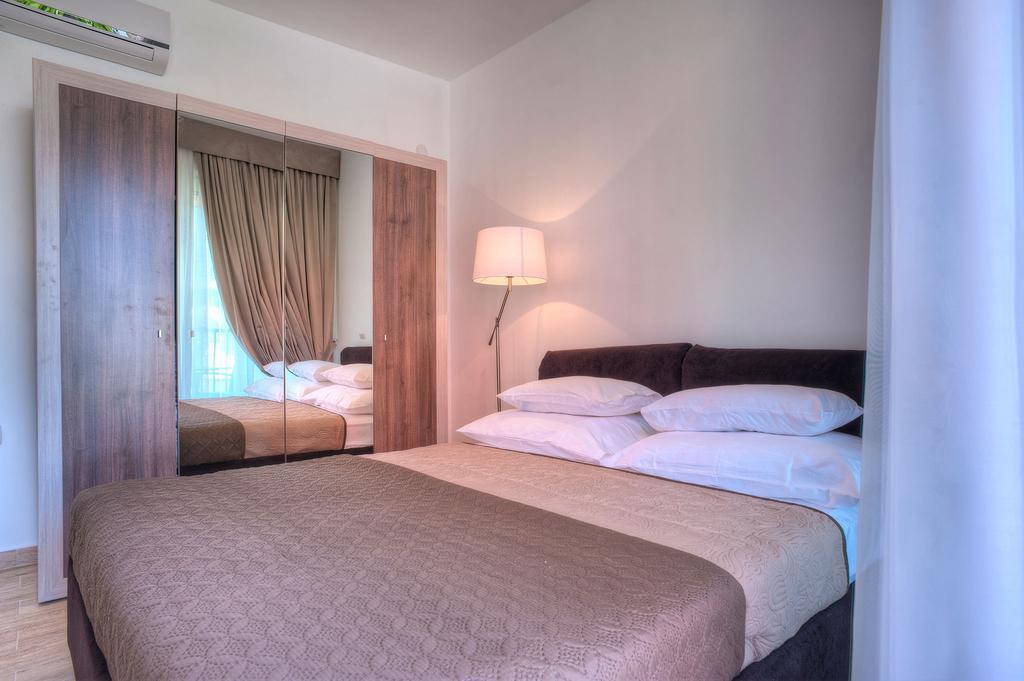 Guest House Przno Bay Sveti Stefan Eksteriør bilde