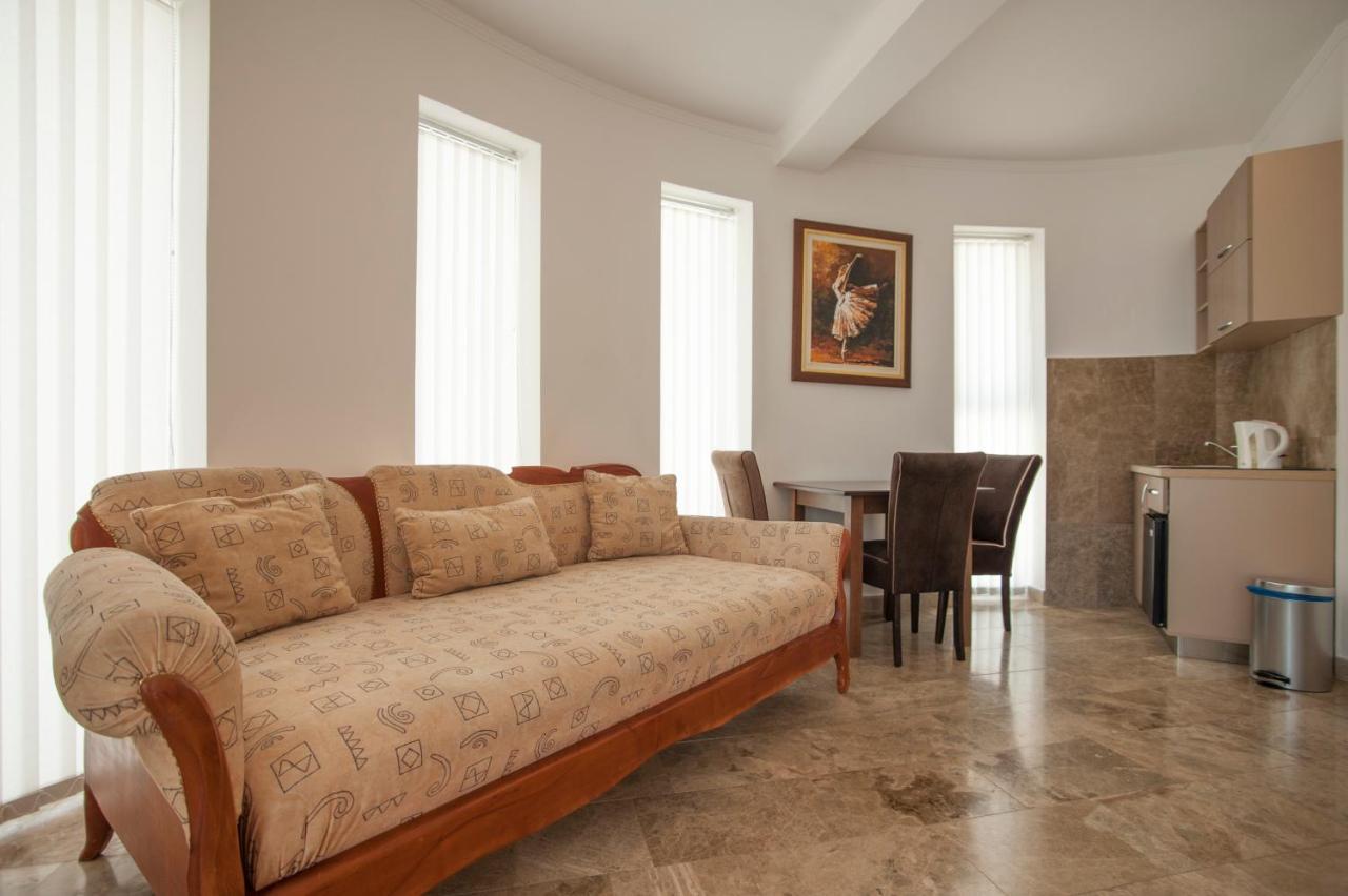 Guest House Przno Bay Sveti Stefan Eksteriør bilde