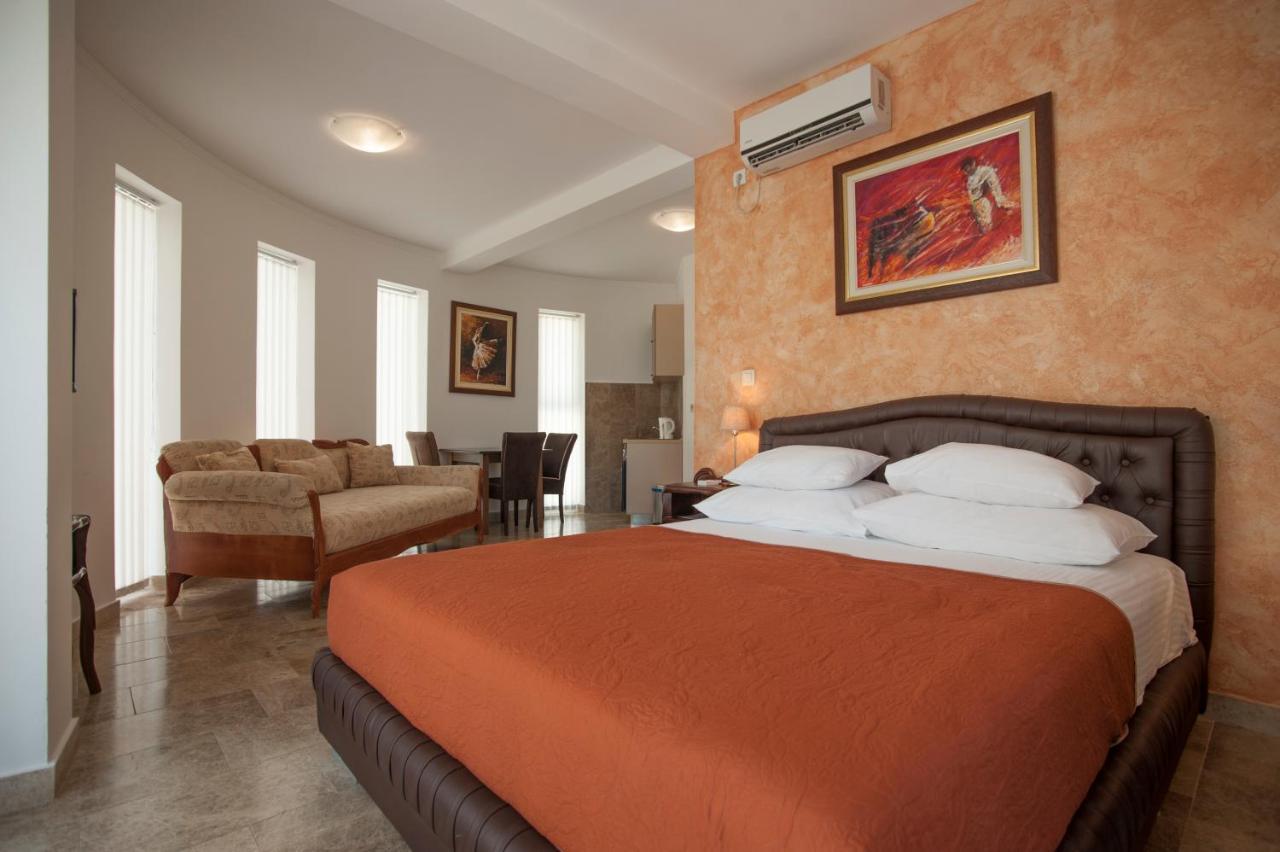 Guest House Przno Bay Sveti Stefan Eksteriør bilde