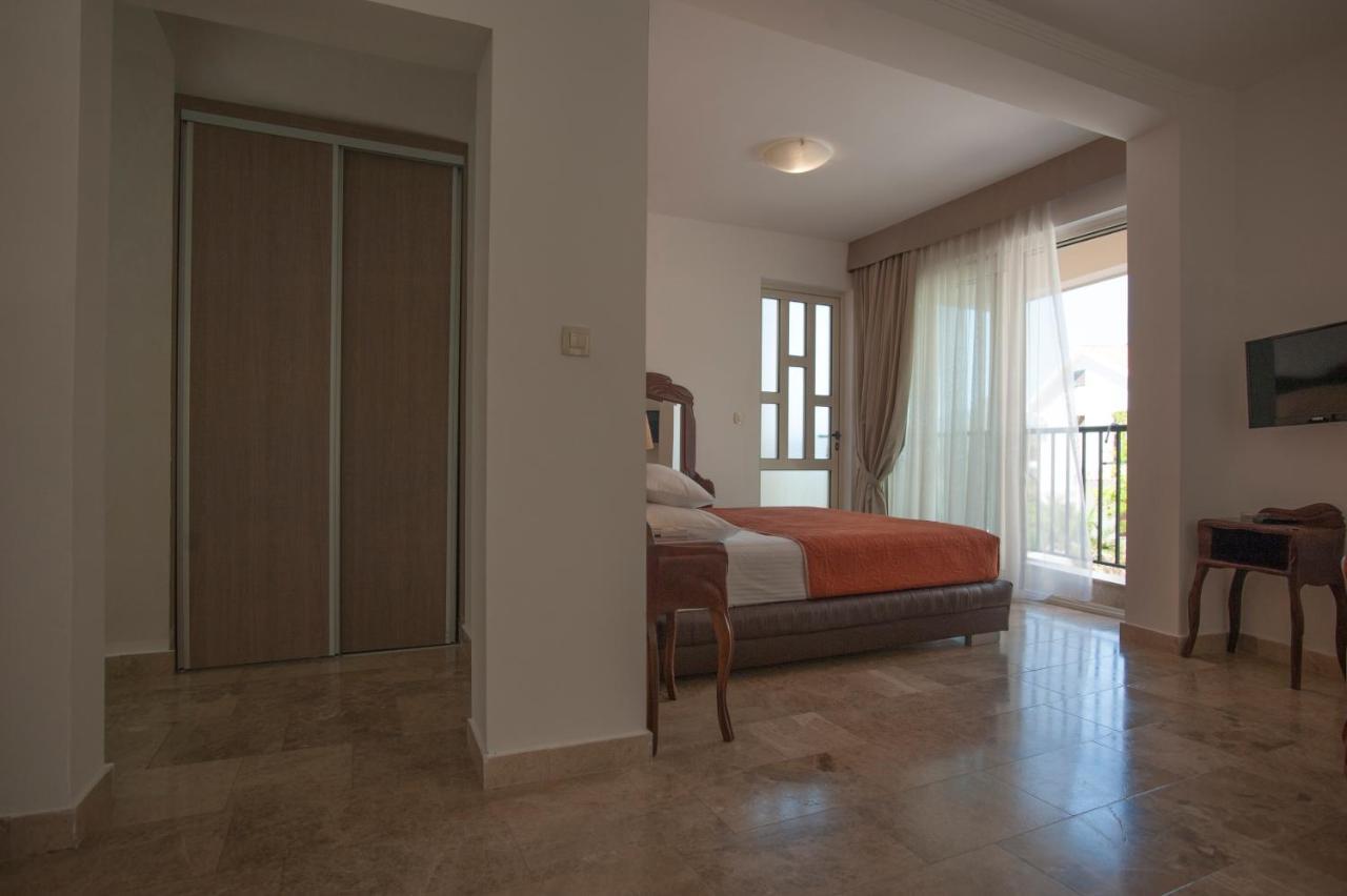 Guest House Przno Bay Sveti Stefan Eksteriør bilde